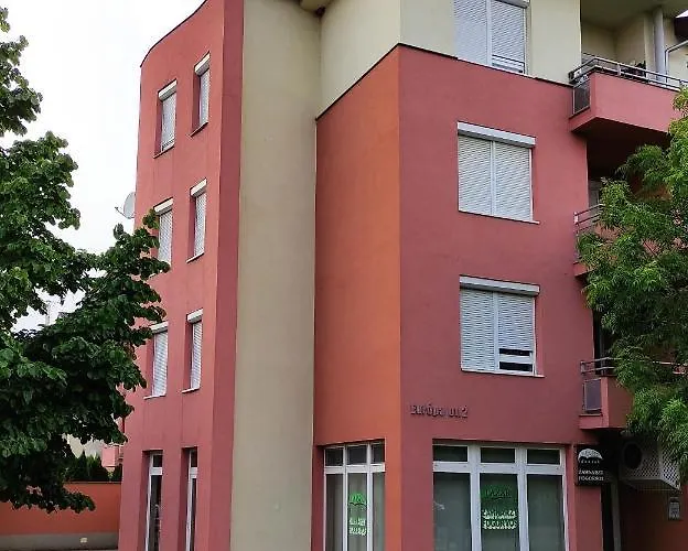 Mona Apartment